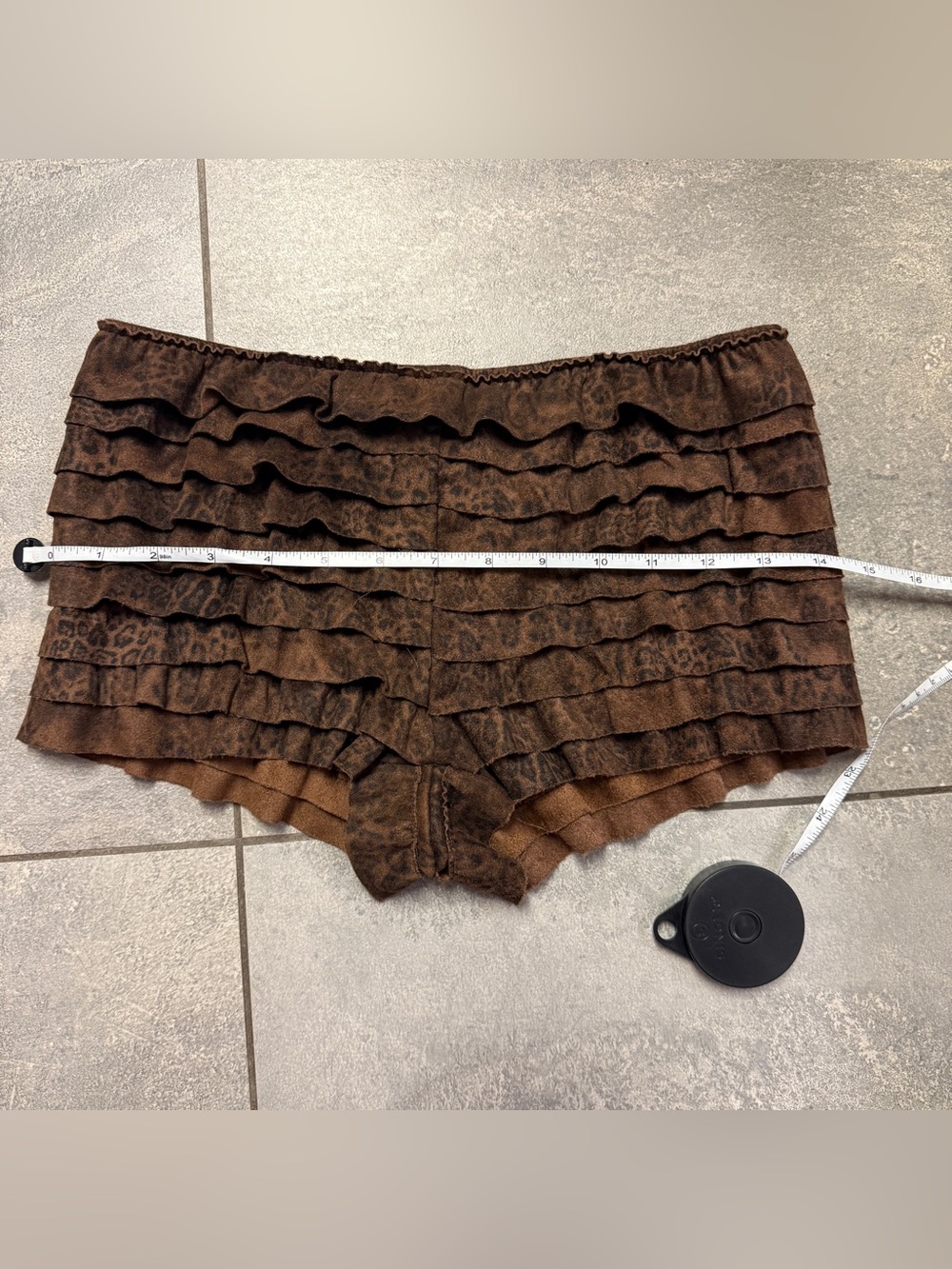 Windsor Untamed Layers Suede Ruffle Shorts Leopard Animal Print Brown Small S - Picture 8 of 8